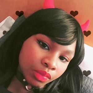 Meet your Posher, Mya